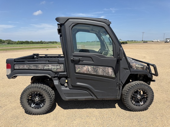 2023 John Deere XUV 835R - Photo2