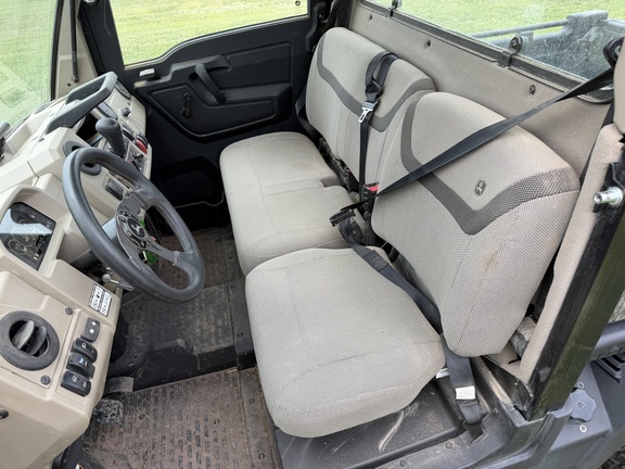 2023 John Deere XUV 835R - Photo20