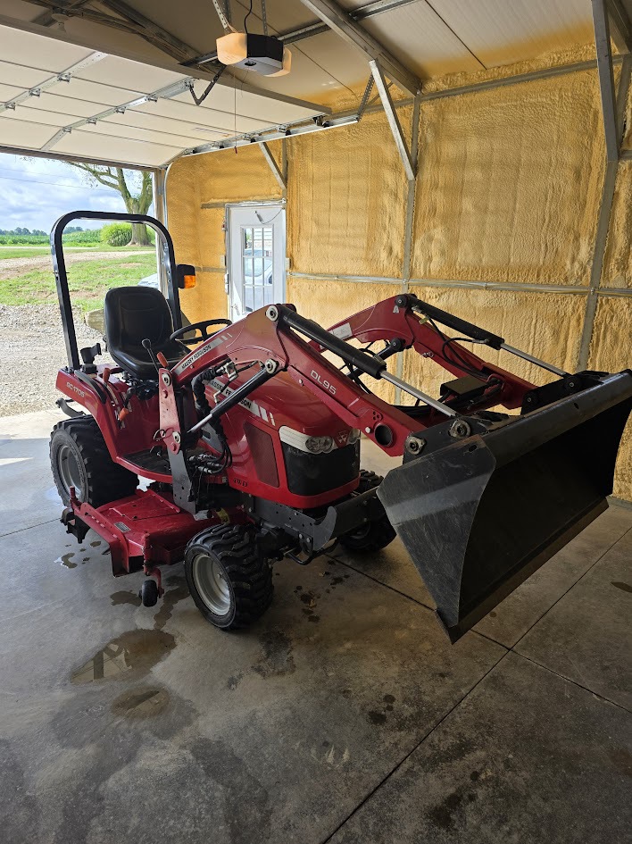 2018 Massey Ferguson GC1705 Image 4