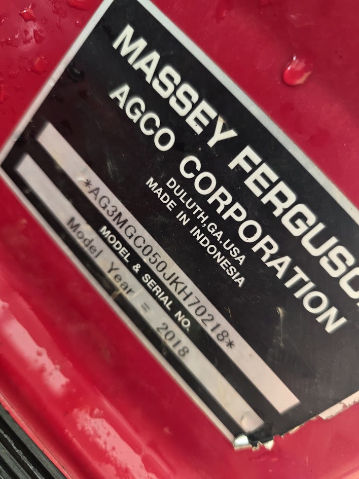 2018 Massey Ferguson GC1705 Image 5