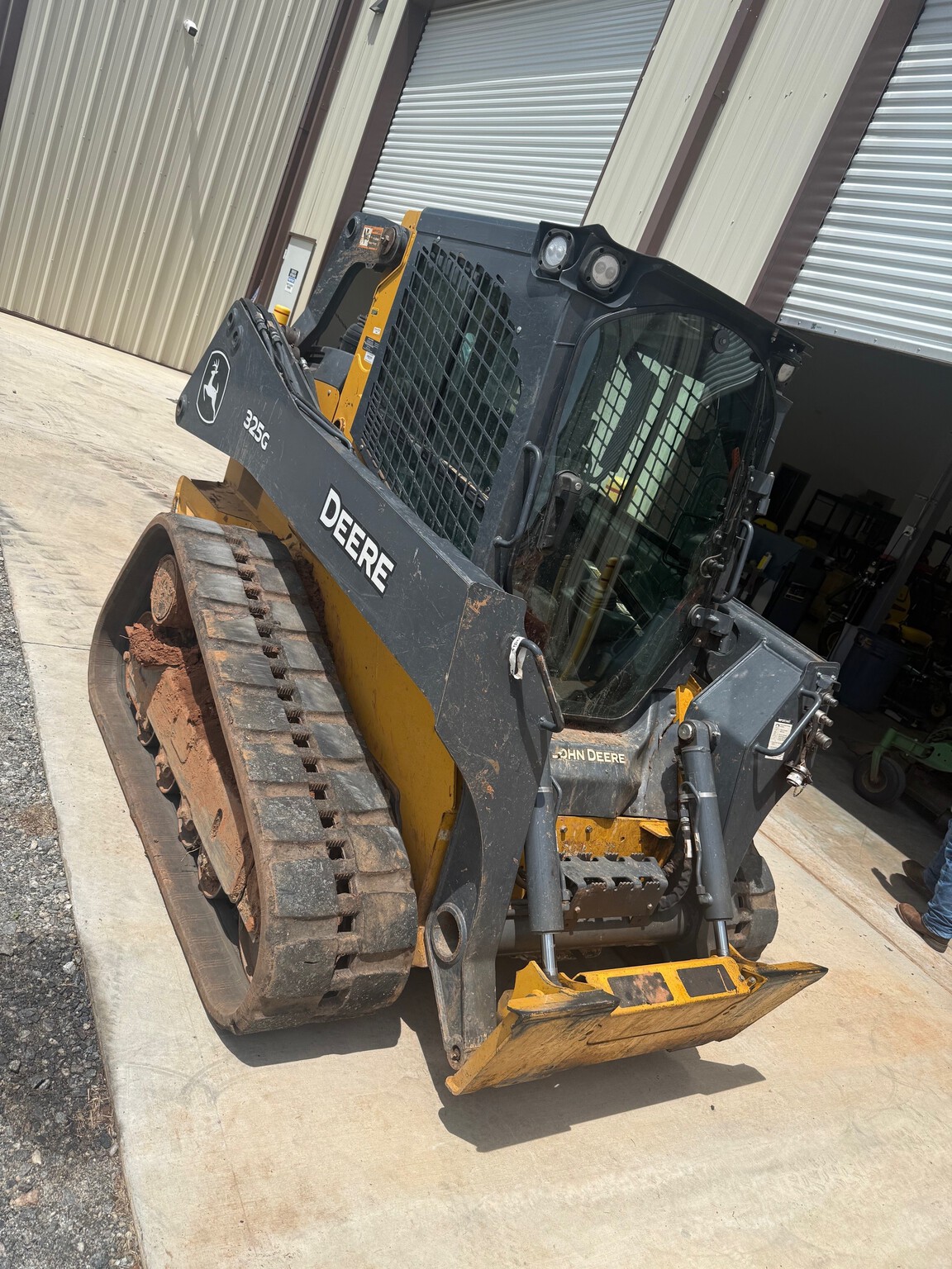 2024 John Deere 325G Image 1