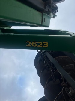 2014 John Deere 2623 Image 11