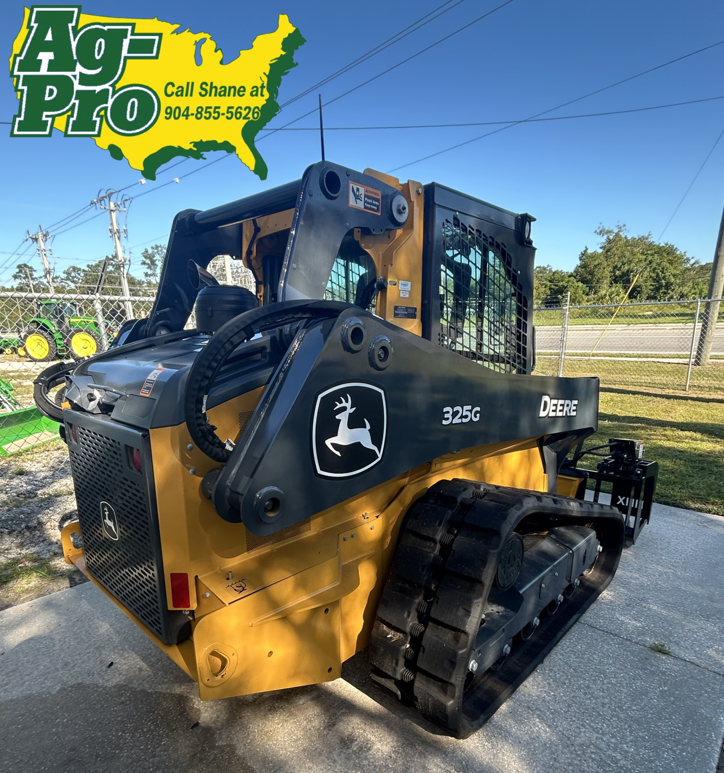 2025 John Deere 325G Image 6