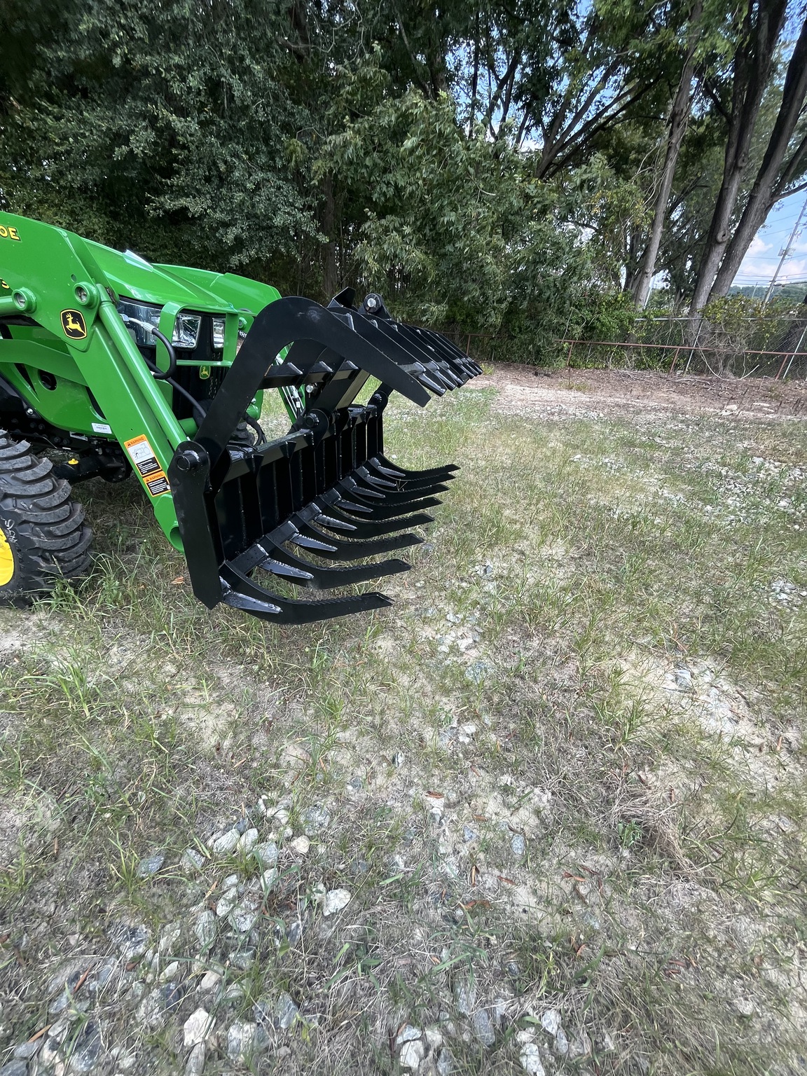 2025 John Deere 3025E Image 7