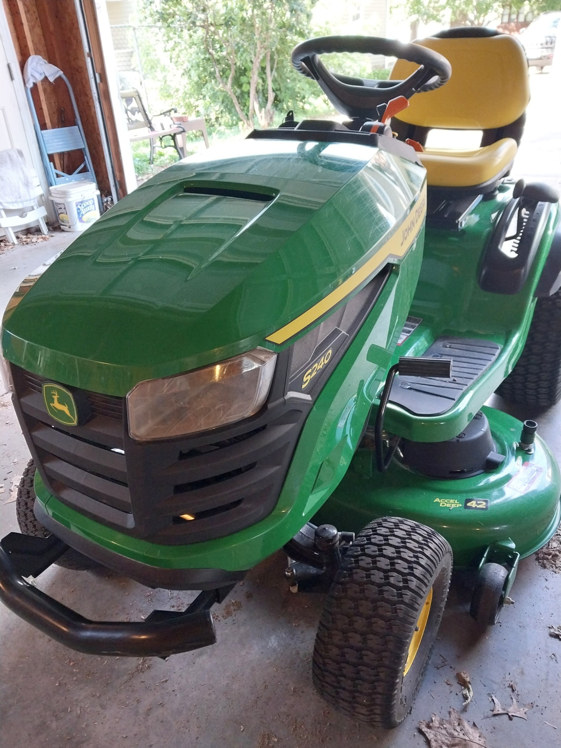 2024 John Deere S240 Image 11