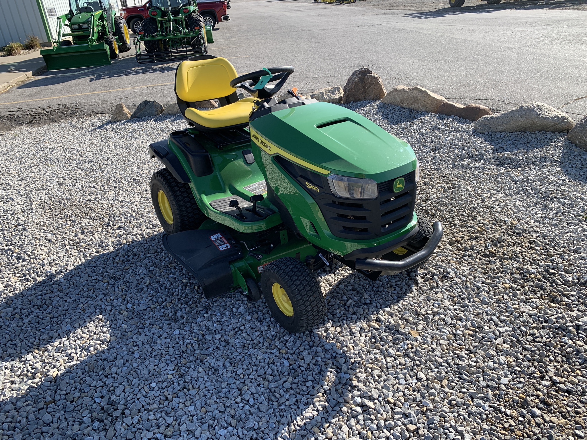 2024 John Deere S240 Image 8