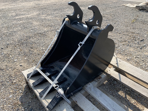 Photo of John Deere BYT10966