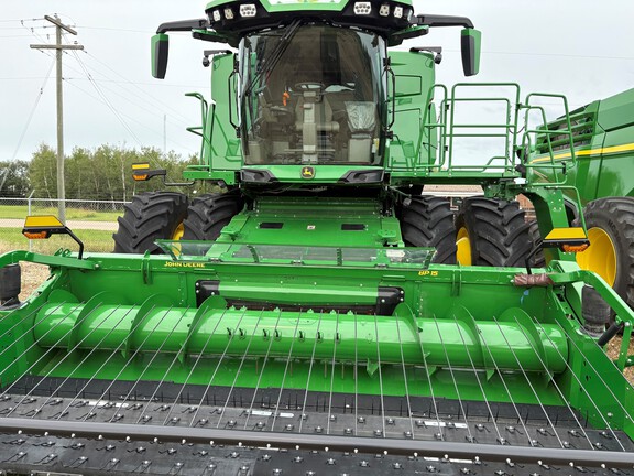 John Deere X9 1000