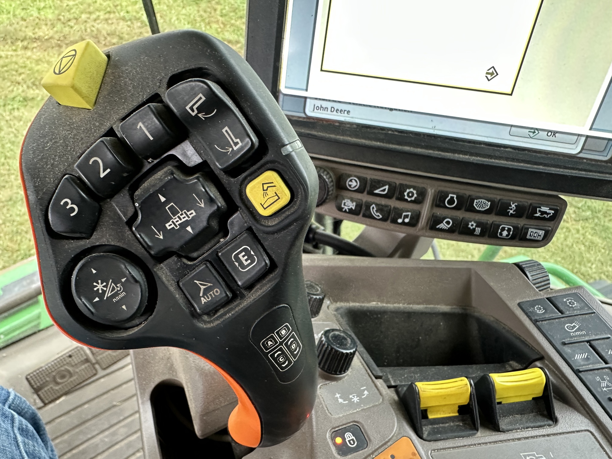 2020 John Deere S770 Image 18