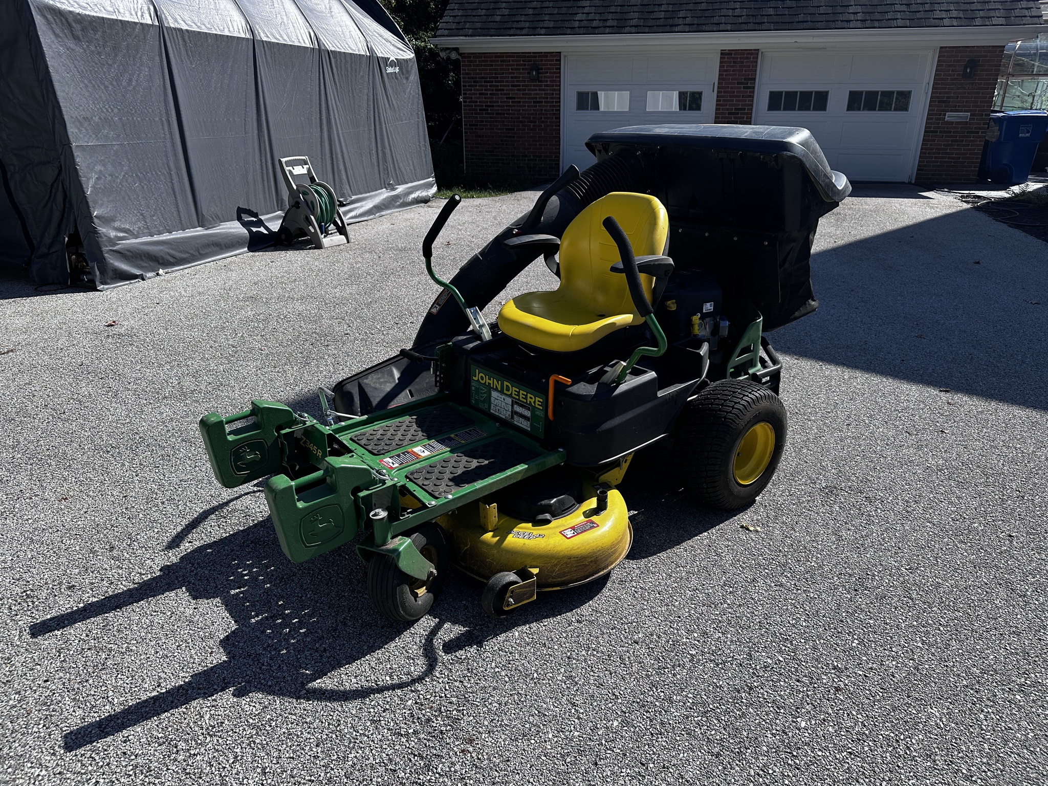 2020 John Deere Z345R Image 1