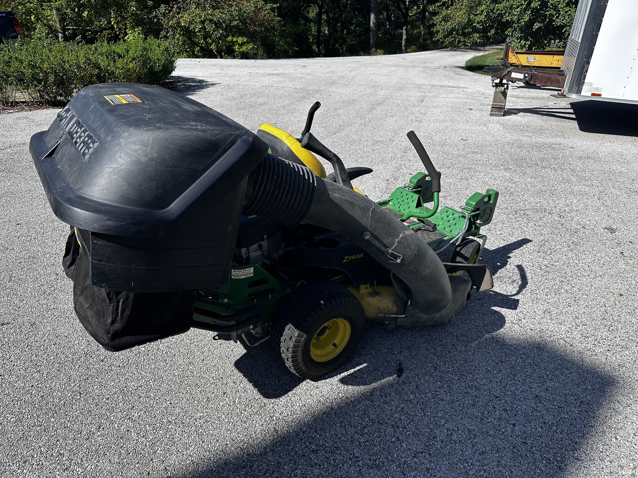 2020 John Deere Z345R Image 5