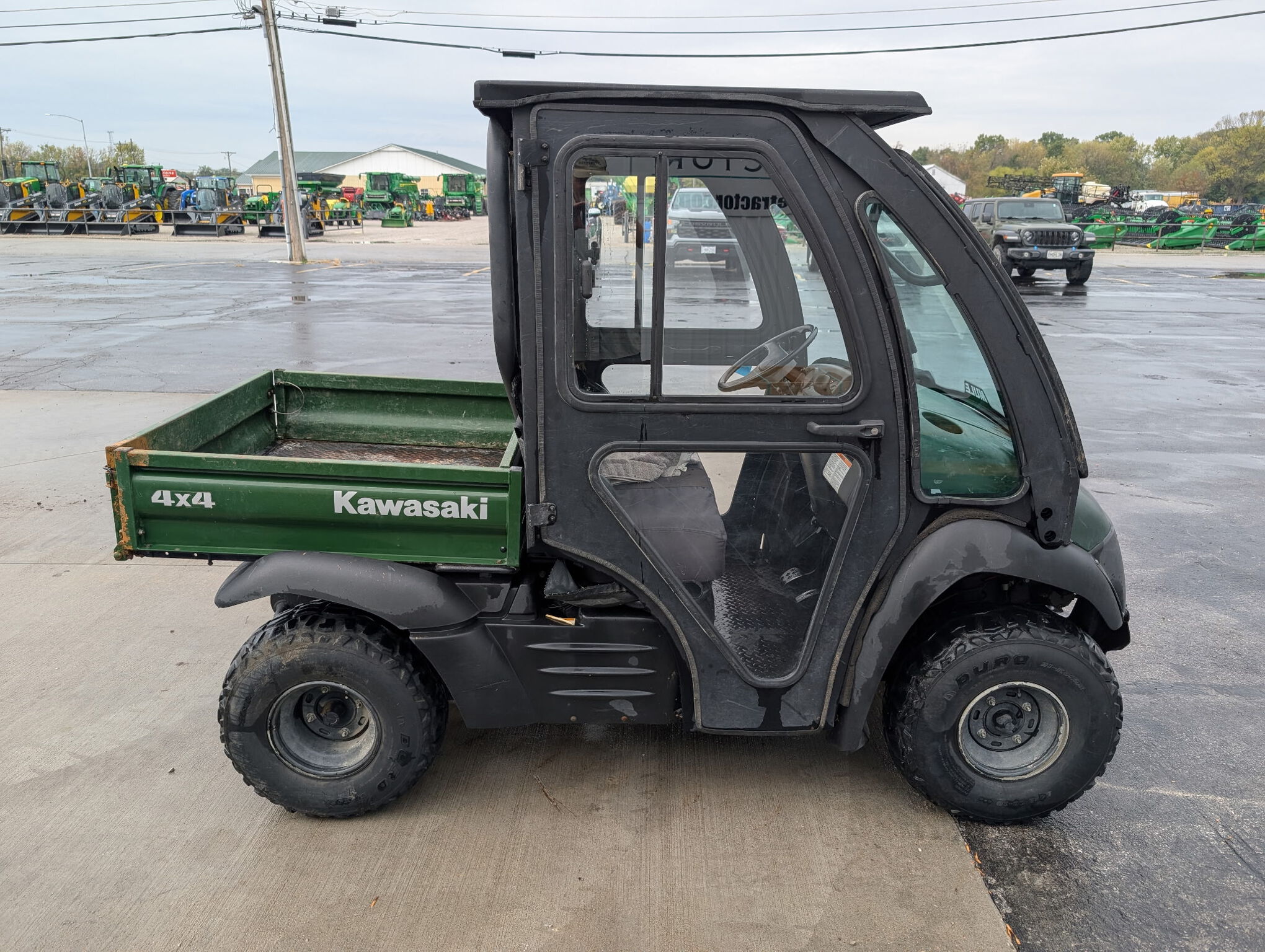  2016 Kawasaki MULE 400A at Heritage Tractor in Lamar, MO