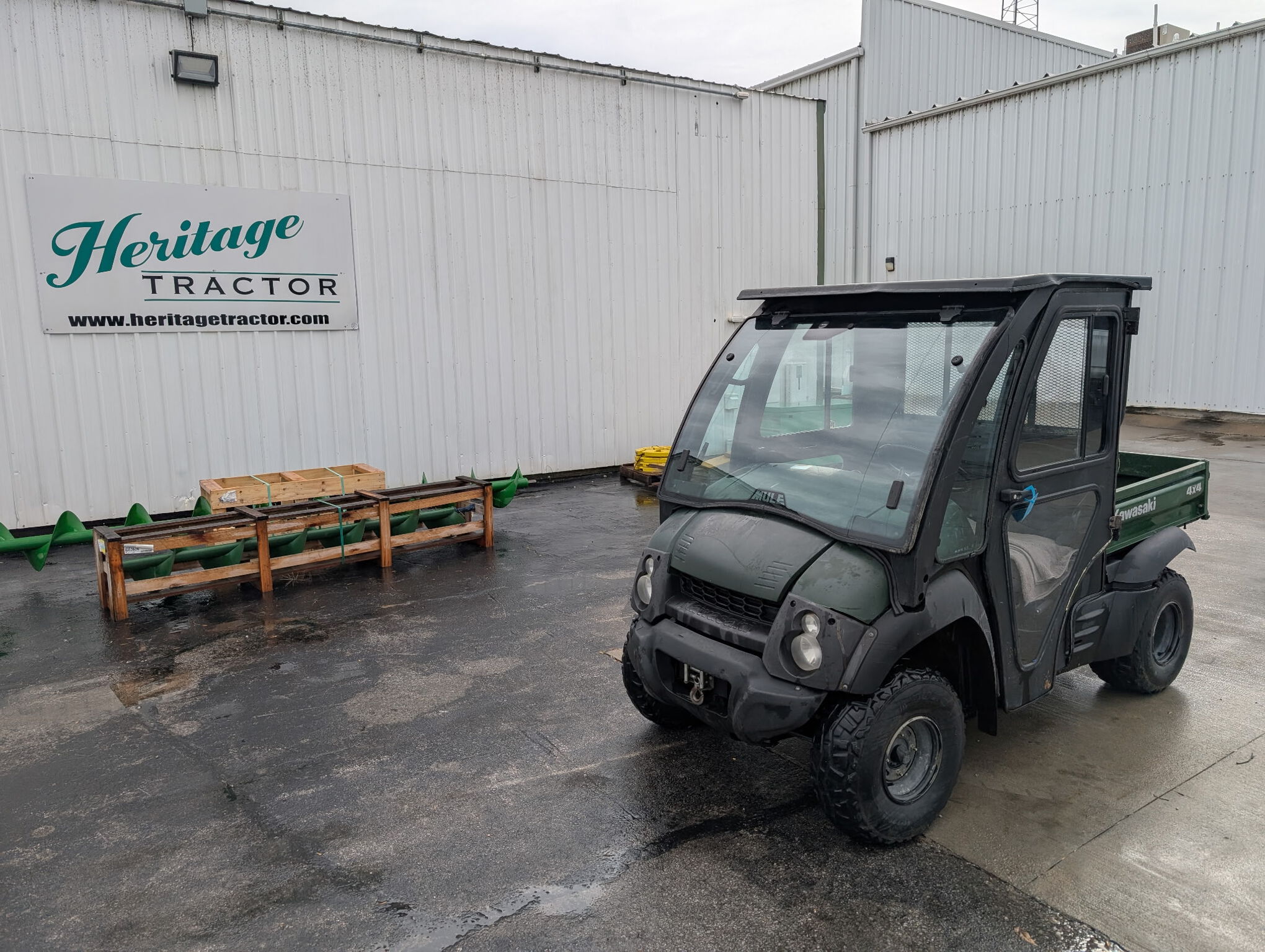  2016 Kawasaki MULE 400A at Heritage Tractor in Lamar, MO