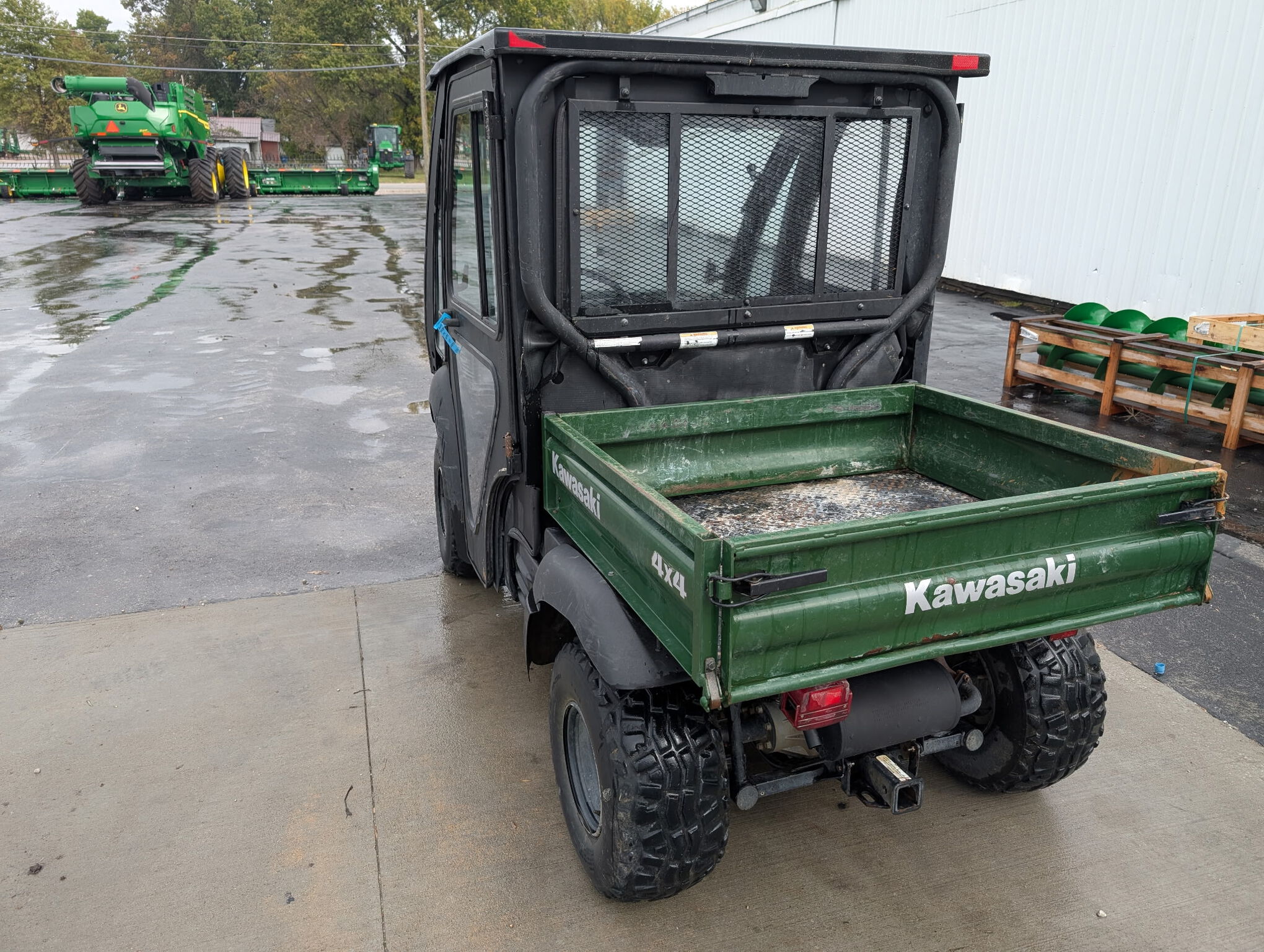  2016 Kawasaki MULE 400A at Heritage Tractor in Lamar, MO