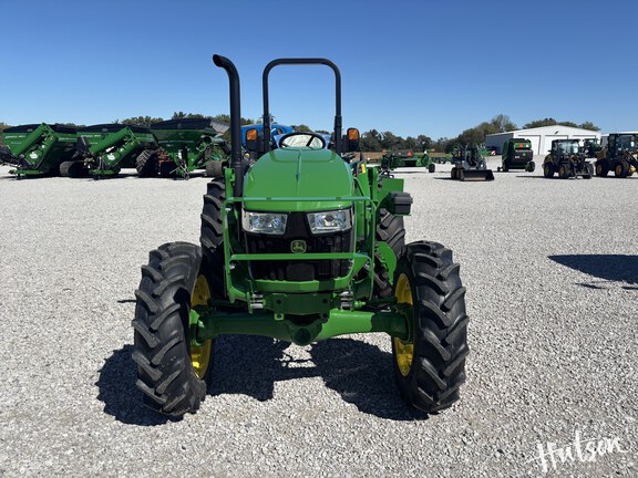 Photo of 2024 John Deere 5075E