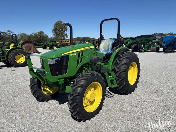 Photo of 2024 John Deere 5075E
