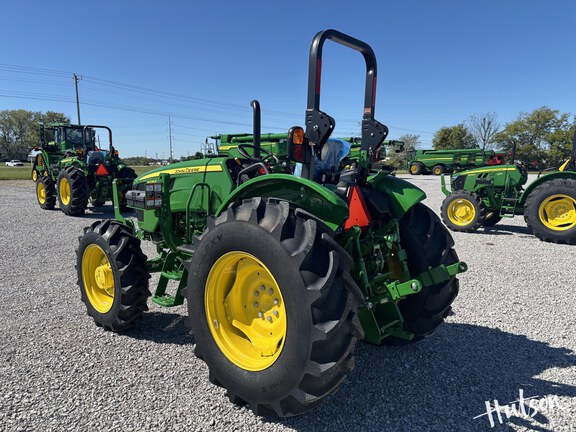 Photo of 2024 John Deere 5075E