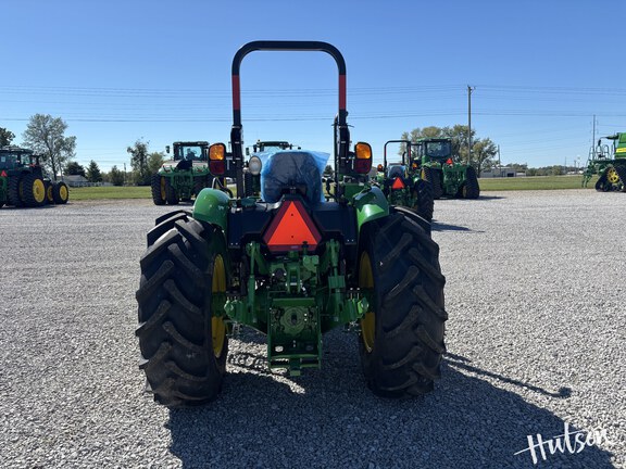 Photo of 2024 John Deere 5075E