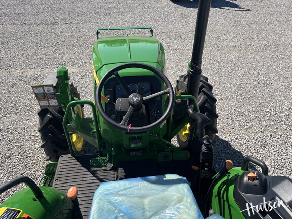 Photo of 2024 John Deere 5075E