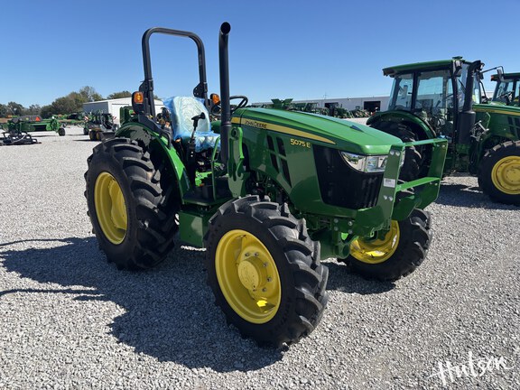 Photo of 2024 John Deere 5075E