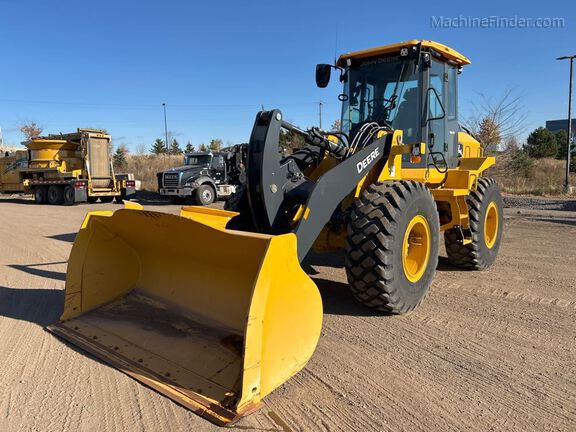 444 G-Tier | Mid-Size Wheel Loader | John Deere US