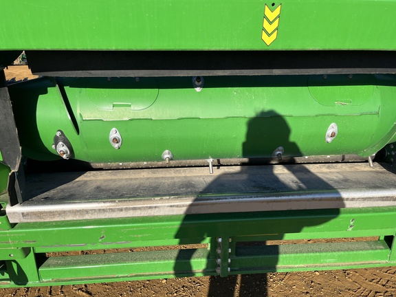 Used 2025 John Deere HDR 50 Combine Platforms at Horizon Ag & Turf in High Prairie, AB - Photo6