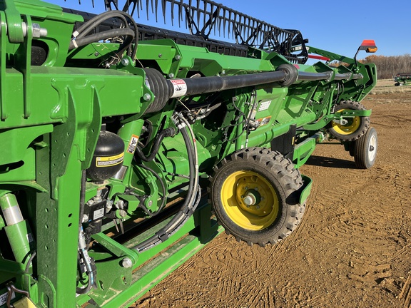Used 2025 John Deere HDR 50 Combine Platforms at Horizon Ag & Turf in High Prairie, AB - Photo7