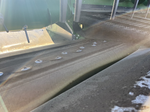 Used 2025 John Deere HDR 50 Combine Platforms at Horizon Ag & Turf in High Prairie, AB - Photo14