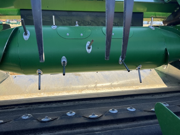 Used 2025 John Deere HDR 50 Combine Platforms at Horizon Ag & Turf in High Prairie, AB - Photo15