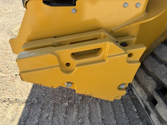 2024 John Deere 333G - Photo15