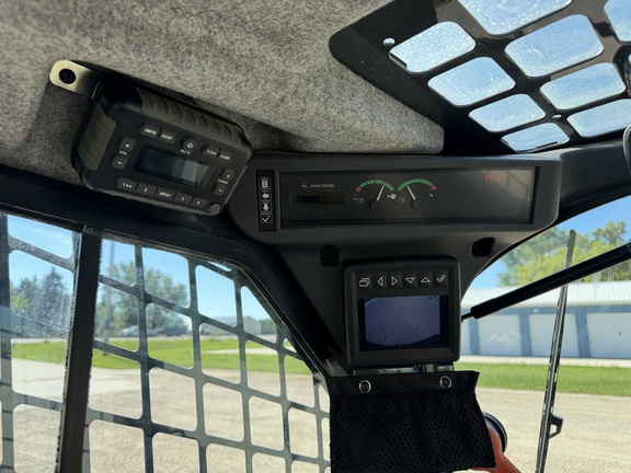 2024 John Deere 333G - Photo23