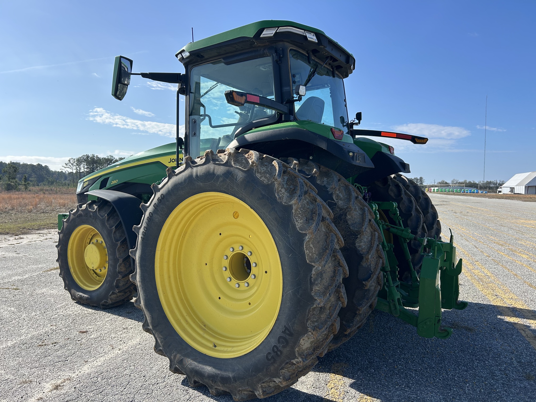 2024 John Deere 8R 280 Image 11