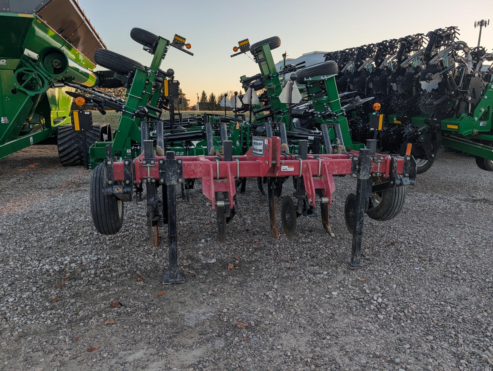 2002 Unverferth 130 Image 1