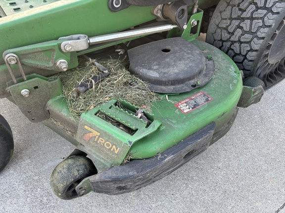 Used 2023 John Deere Z950R Zero Turn Mowers at Koenig Equipment in Botkins, OH - Photo10