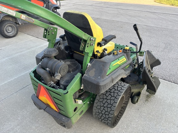 Used 2023 John Deere Z950R Zero Turn Mowers at Koenig Equipment in Botkins, OH - Photo3