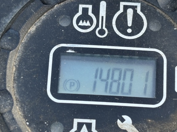 Used 2023 John Deere Z950R Zero Turn Mowers at Koenig Equipment in Botkins, OH - Photo25