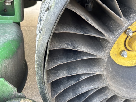 Used 2023 John Deere Z950R Zero Turn Mowers at Koenig Equipment in Botkins, OH - Photo24