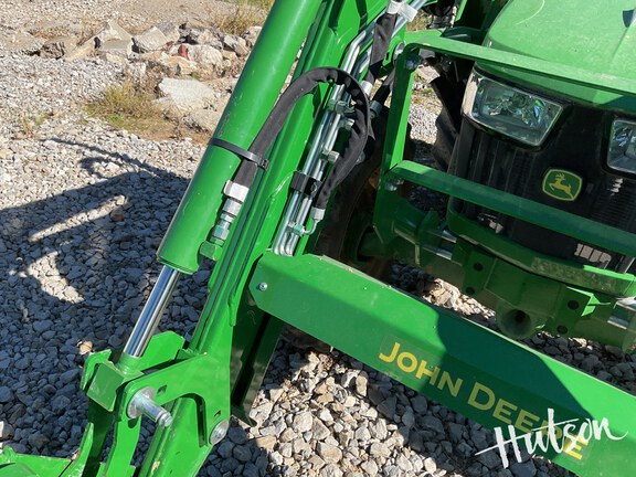 Photo of 2024 John Deere 5060E