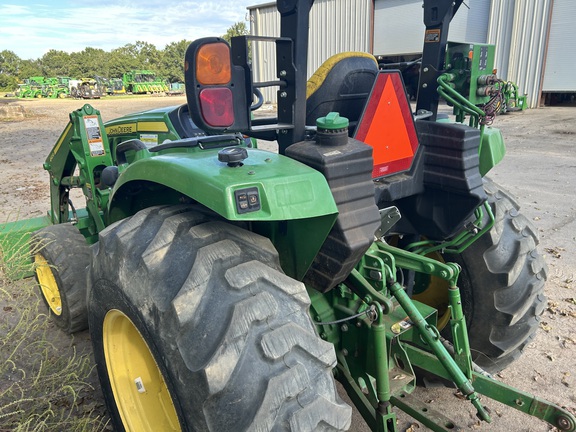 2022 John Deere 4044R Photo 10