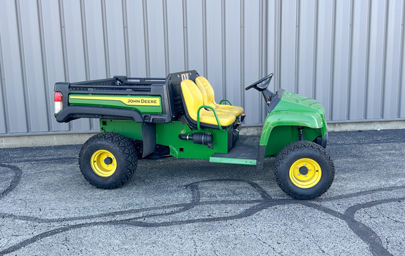 2024 John-Deere TX 4X2