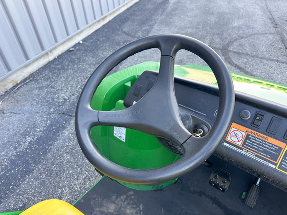 2024 John-Deere TX 4X2