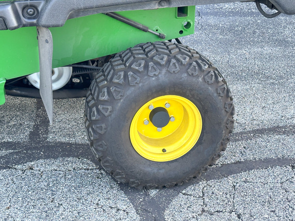 2024 John-Deere TX 4X2