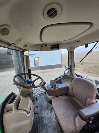 Photo of 2010 John Deere 8295RT