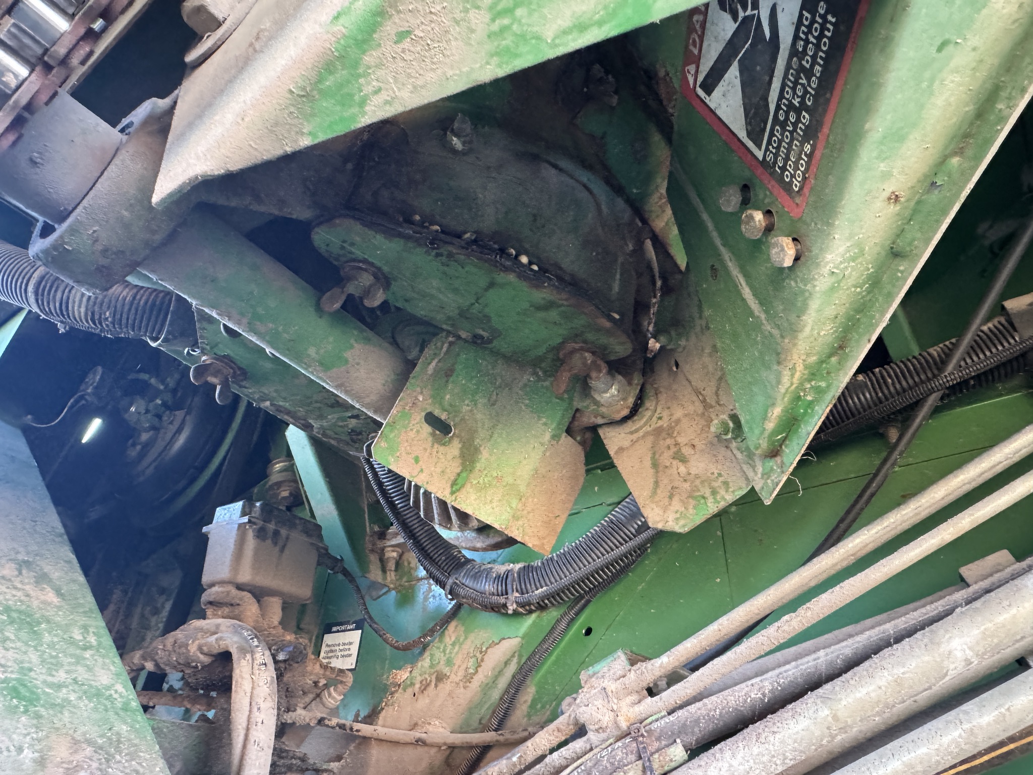 1998 John Deere 9510 Image 24