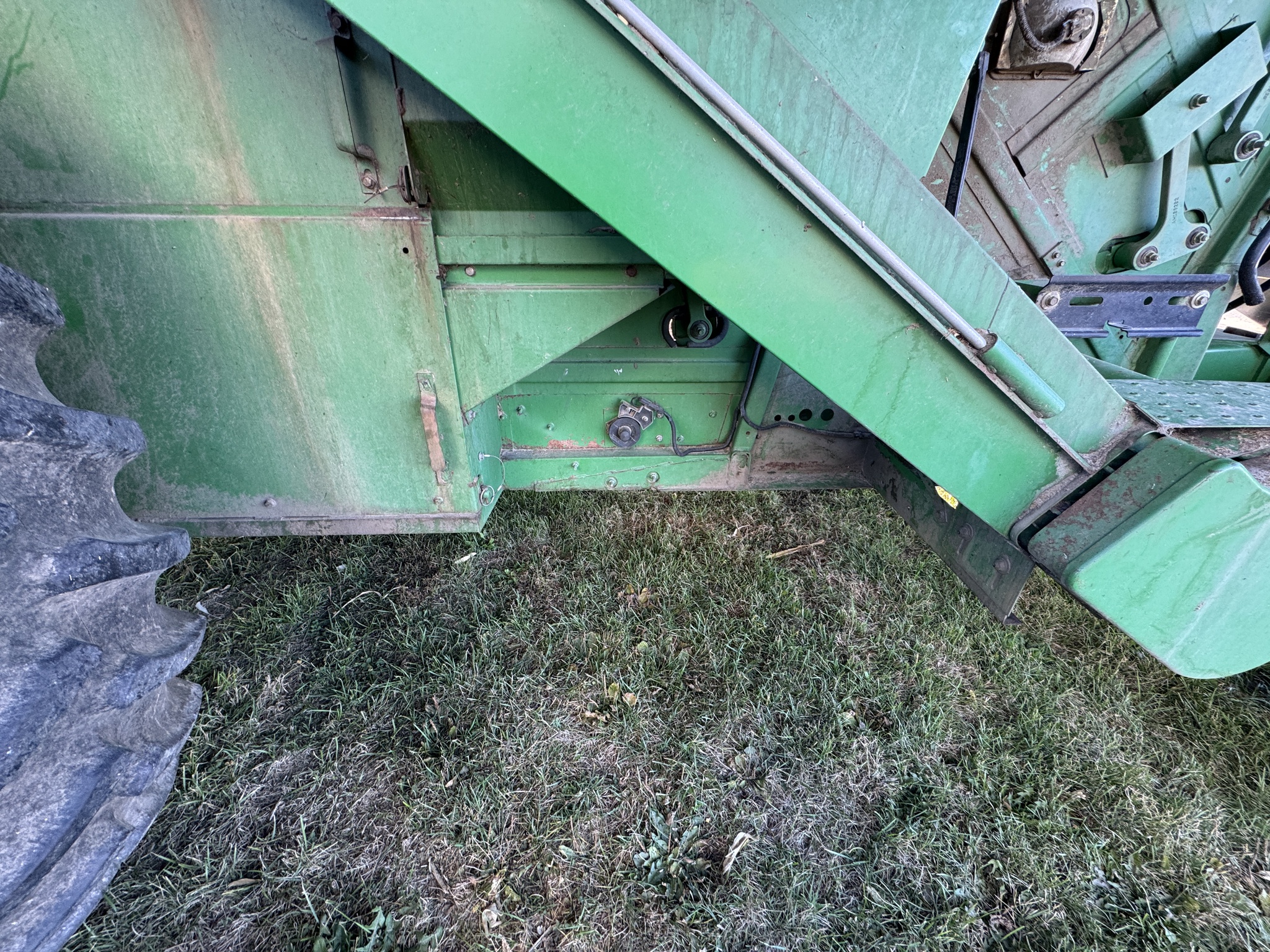 1998 John Deere 9510 Image 28