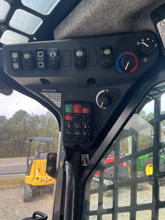 2022 John Deere 333G-5