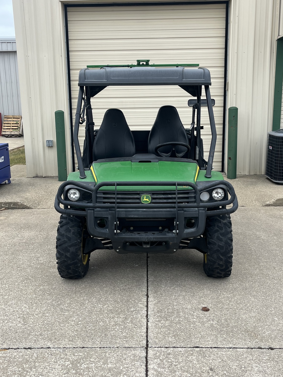 2016 John Deere XUV 825i Image 4