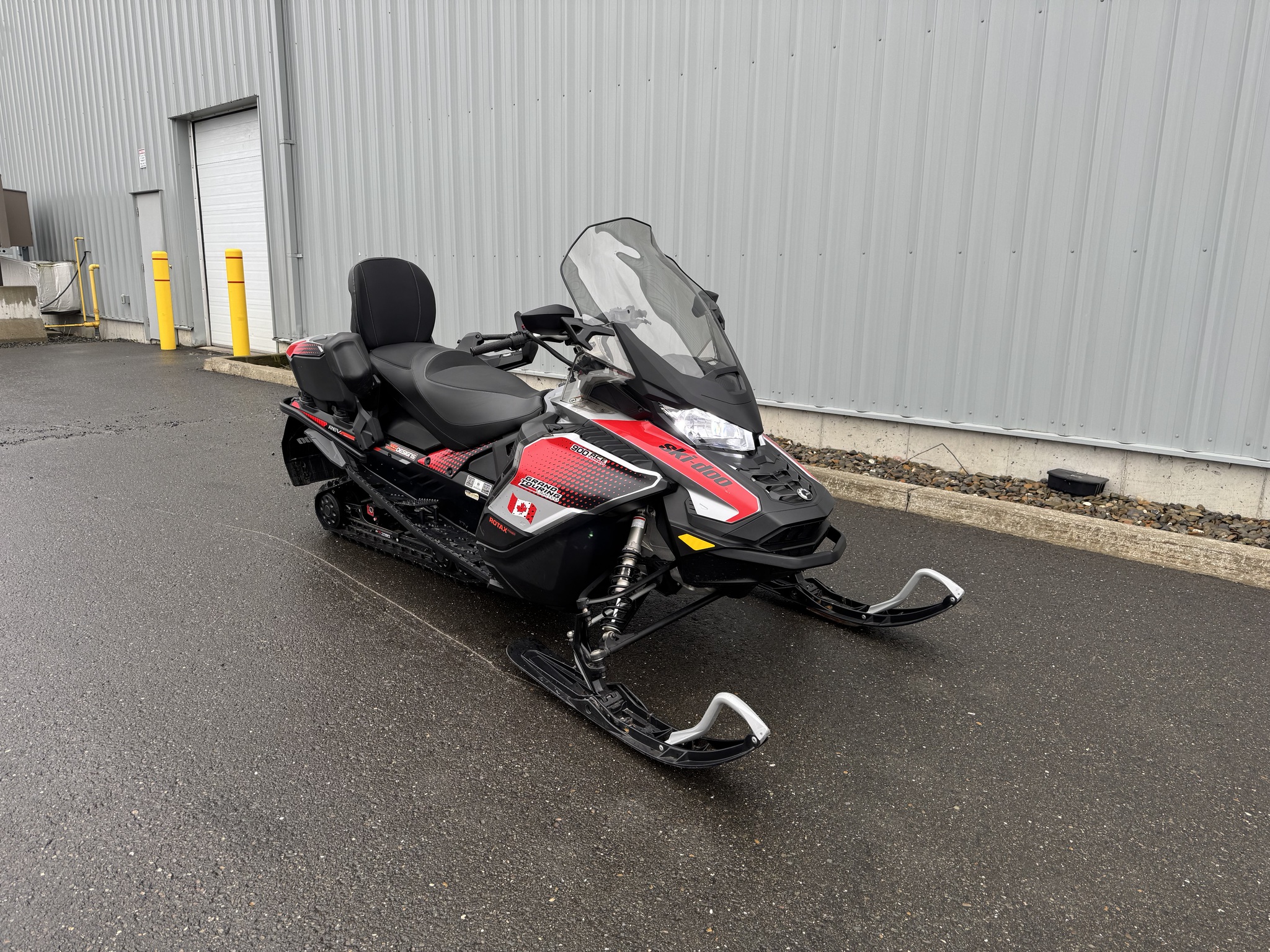 2019 Ski Doo Grand Tourning limited 900 turbo Image 5