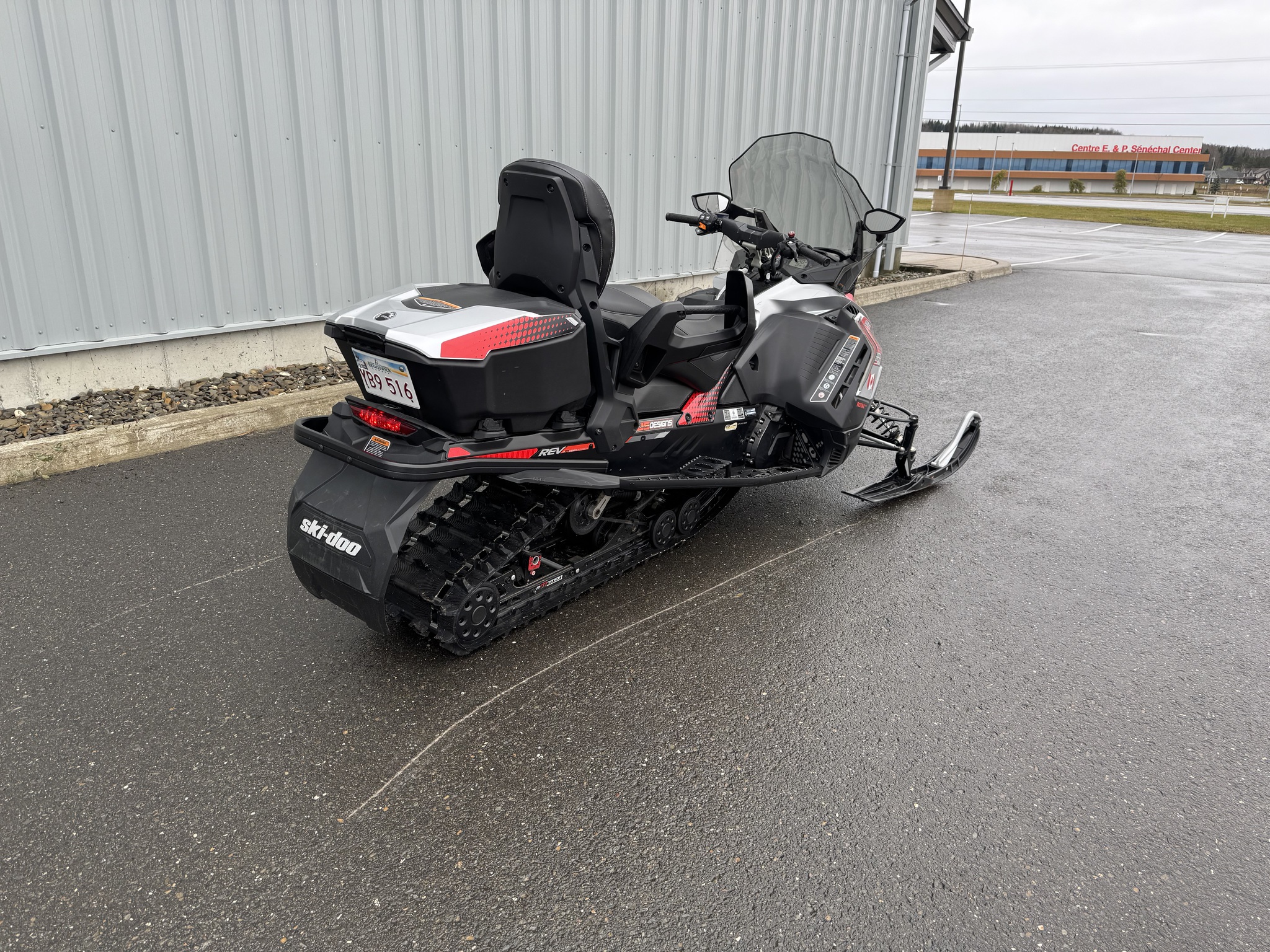 2019 Ski Doo Grand Tourning limited 900 turbo Image 8