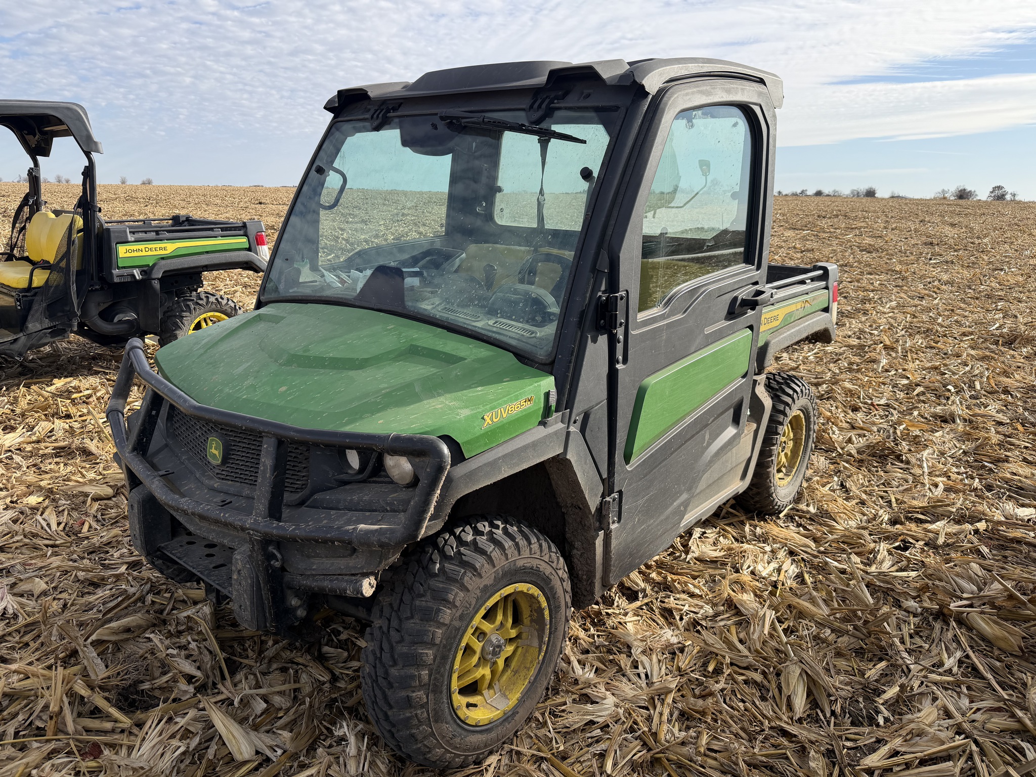  2022 John Deere XUV 865M at Heritage Tractor in Monmouth, IL